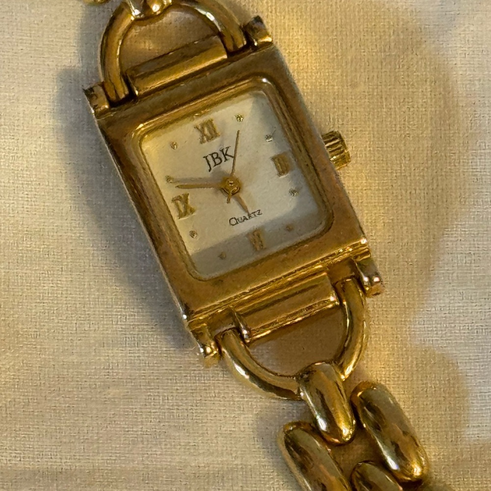 JBK Jackie O’ Gold Tone Chain Link Watch - Picture 2 of 8